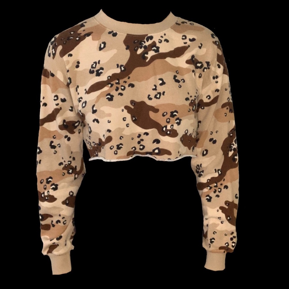 Camo crop top